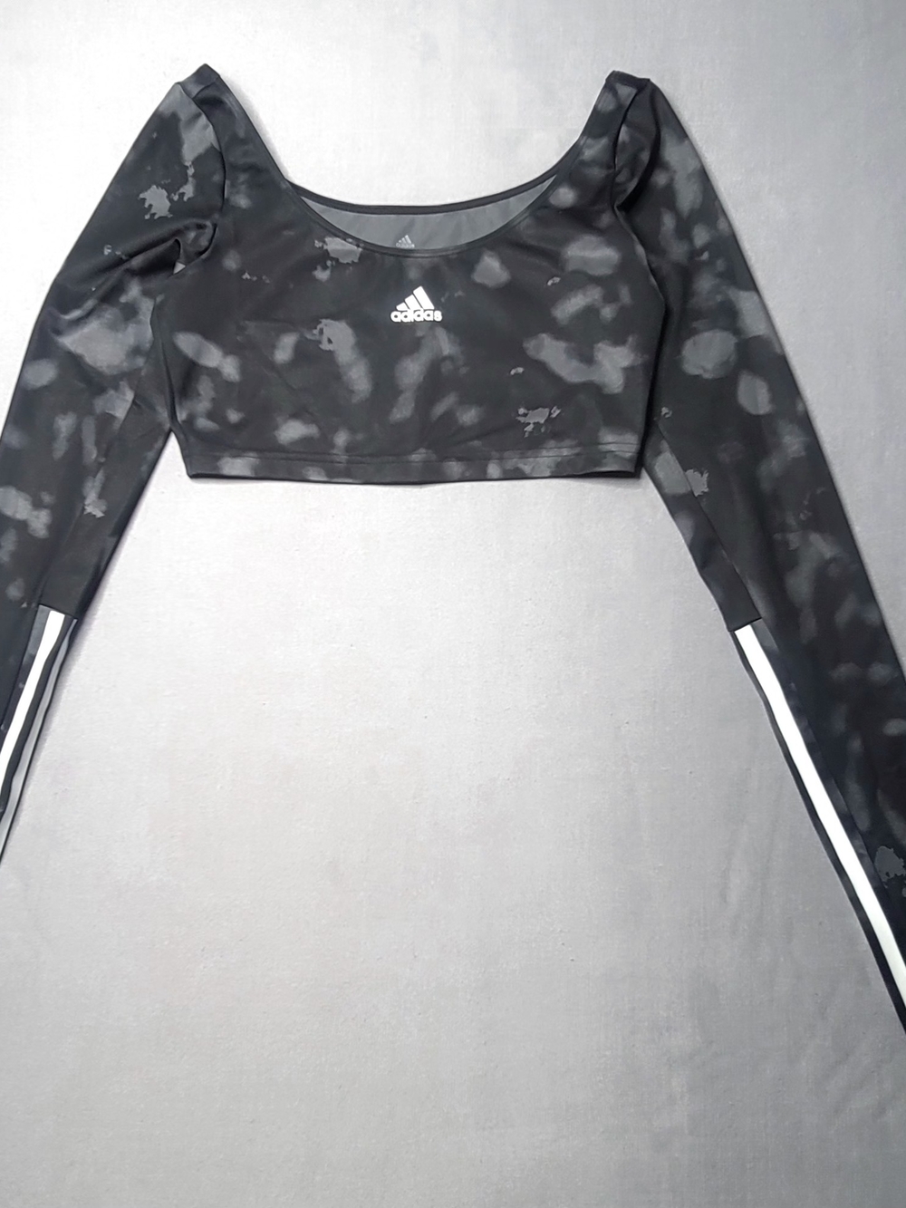 Adidas Women's Training Hyperglam Printed Crop Top Long-Sleeve Athletic Size XS